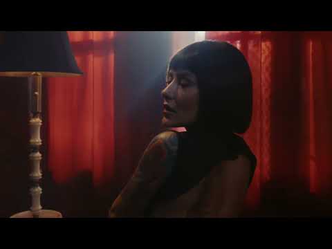 Melek Mosso – Hayat